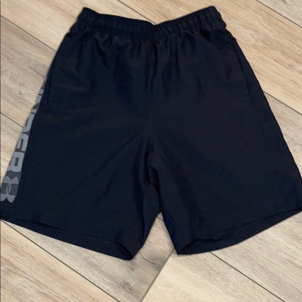 Under Armour Men’s Medium Shorts